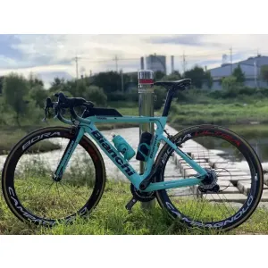 비앙키 아리아,캄파 보라울트라 휠셋,짚 드롭바,스템 등